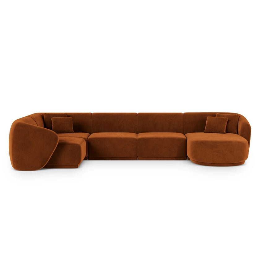 Gomera 6-Sitzer Panorama Ecksofa, Linke Seite, aus Samt in Terrakotta (Salvador 14), Beine aus Schwarzes Plastik, 336x166x74 cm von Cosmopolitan Design – Bild 1