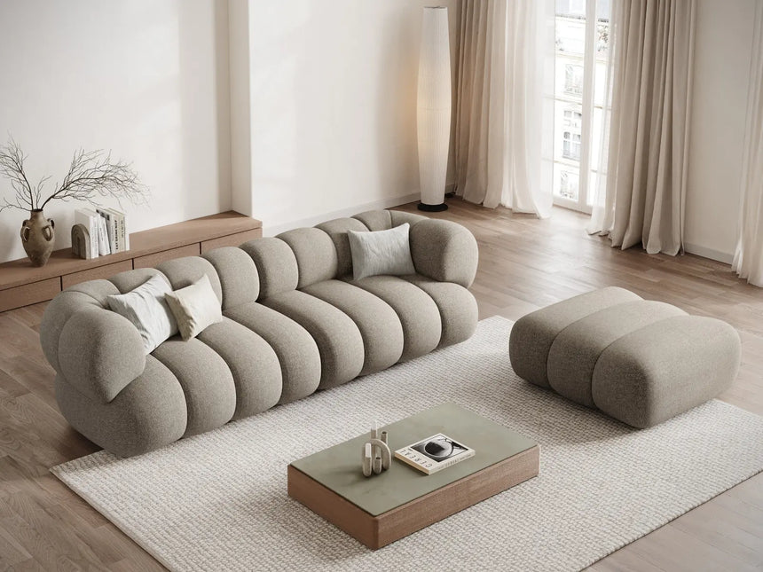 Koge Pouf aus Chenille in Dunkelbeige (Eden 4 Beige), 95x95x40 cm von Cosmopolitan Design – Bild 2