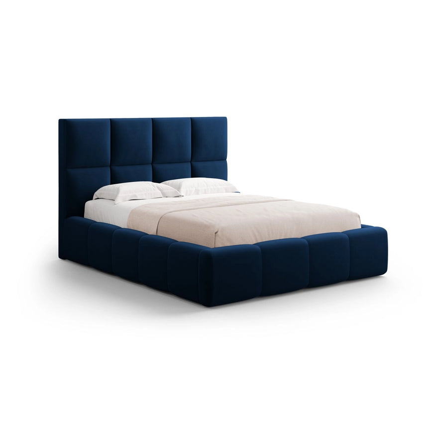Livigno Bett mit Kopfteil und Stauraum aus Samt in Königsblau (Bluvel 86), 160x200 cm von Cosmopolitan Design – Bild 1
