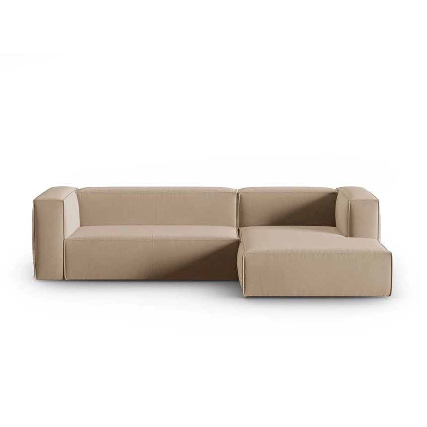 Mackay 4-Sitzer Ecksofa, Rechte Seite, aus Samt in Sand (Casino Lion), 282x166x73 cm von Cosmopolitan Design – Bild 1