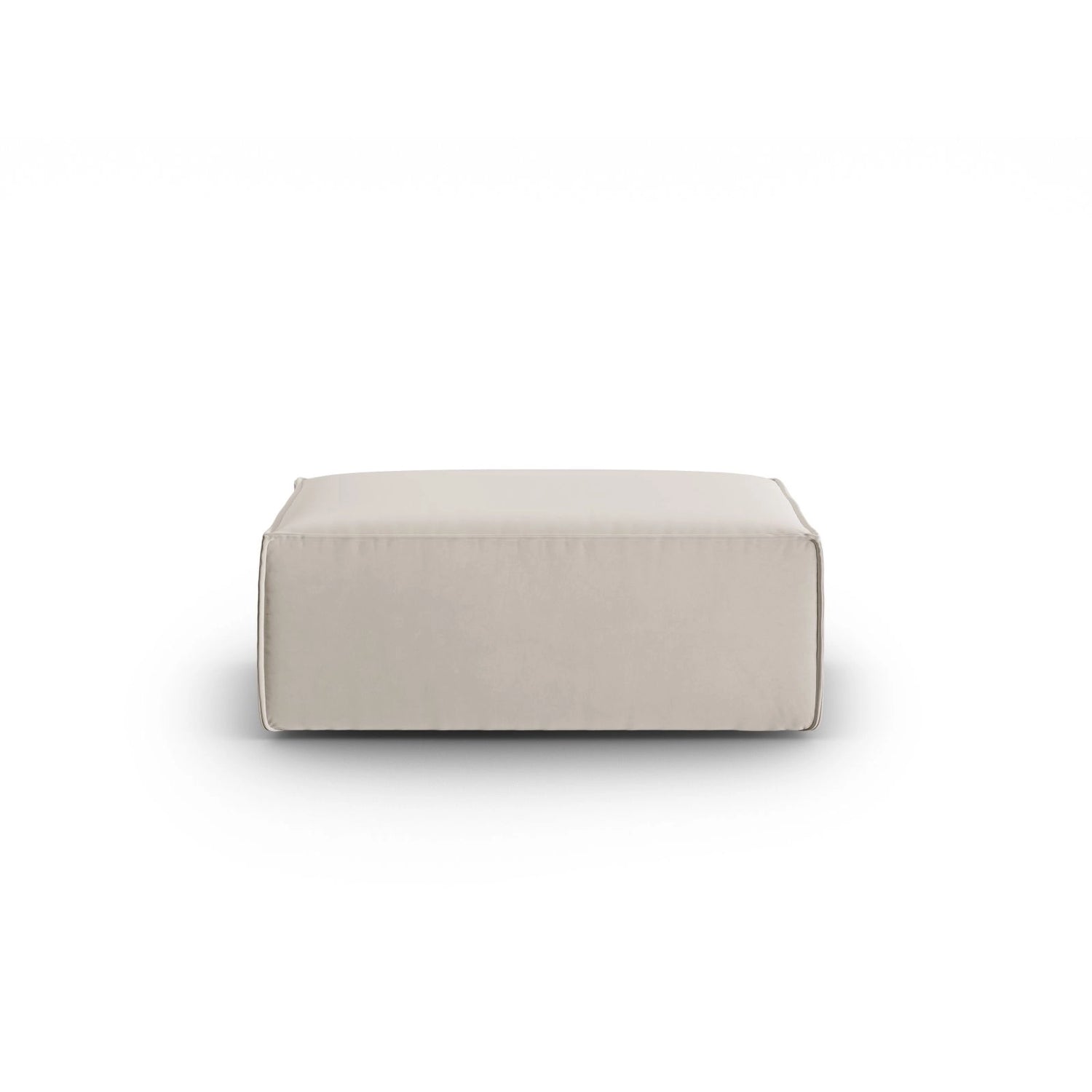 Mackay Pouf aus Samt oder Strukturstoff, 100x69x40 cm von Cosmopolitan Design – Bild 1