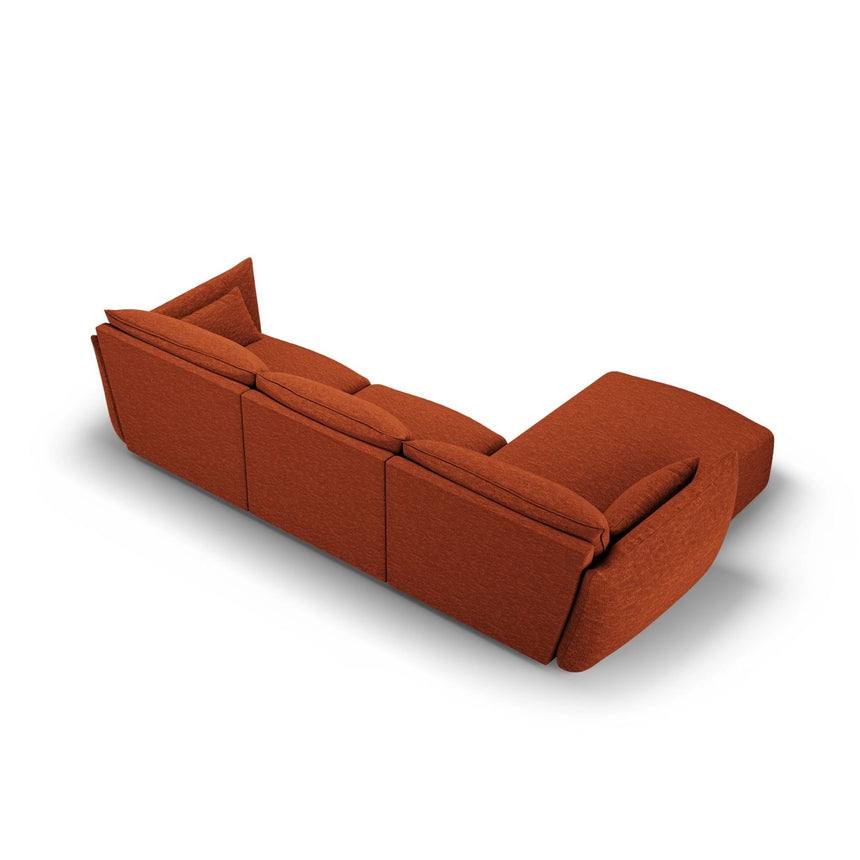 Matera 4-Sitzer Ecksofa, Linke Seite, aus Chenille in Terrakotta (Haga 44), 308x171x85 cm von Cosmopolitan Design – Bild 4