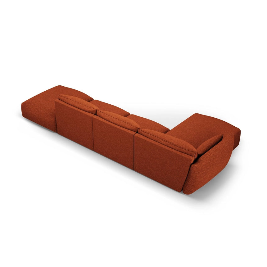 Matera 5-Sitzer Ecksofa, Linke Seite, aus Chenille in Terrakotta (Haga 44), 364x171x85 cm von Cosmopolitan Design – Bild 4