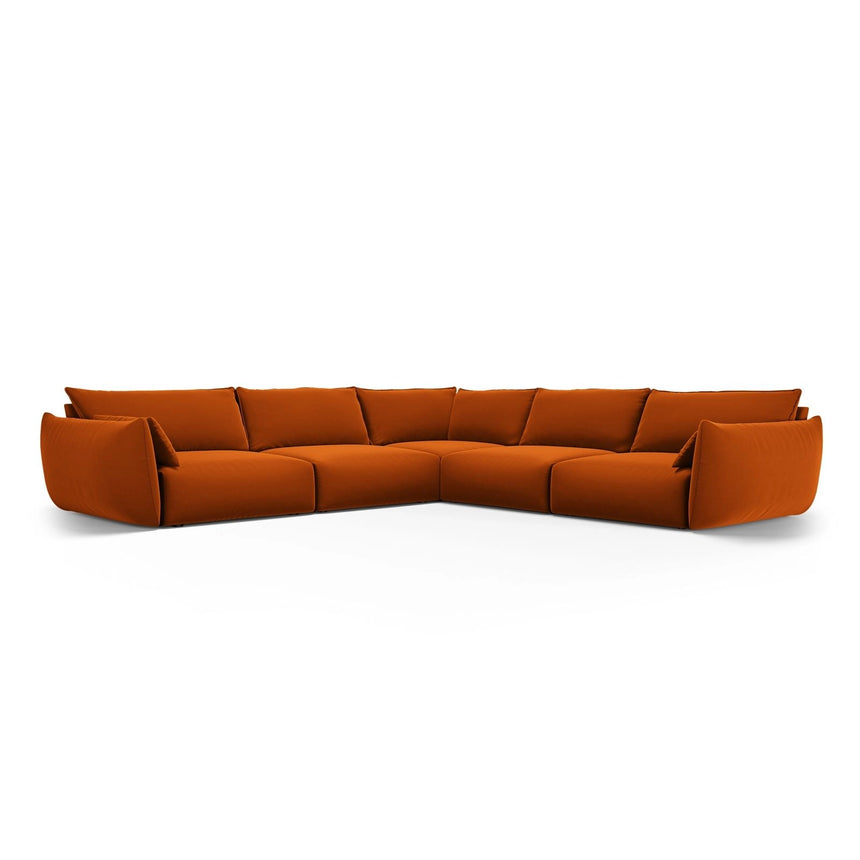 Matera 7-Sitzer Ecksofa, Symmetrisch, aus Samt in Terrakotta (Salvador 14), 286x286 cm von Cosmopolitan Design – Bild 1