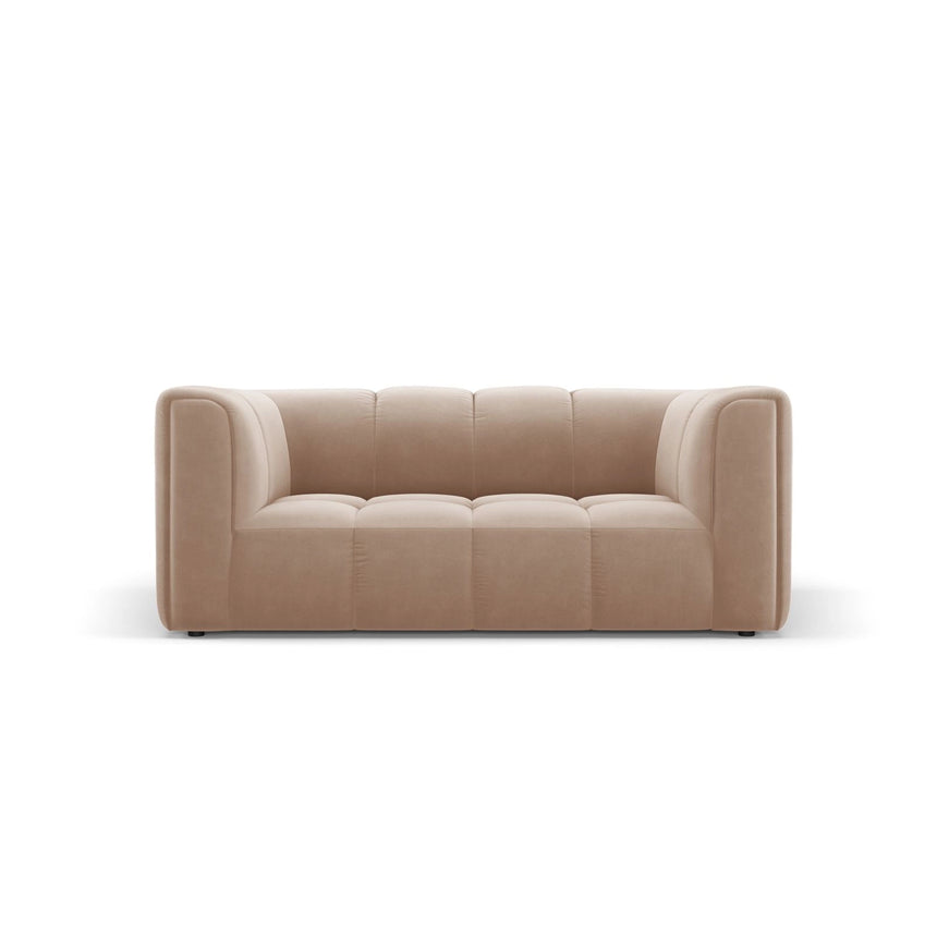 Moritz 2-Sitzer Sofa aus Samt in Beige (Bluvel 28), 166x96 cm von Cosmopolitan Design – Bild 1