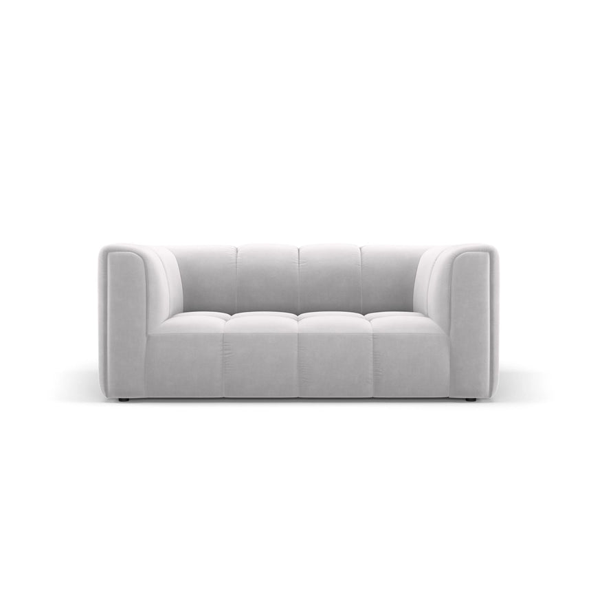 Moritz 2-Sitzer Sofa aus Samt in Silber (Bluvel 03), 166x96 cm von Cosmopolitan Design – Bild 1