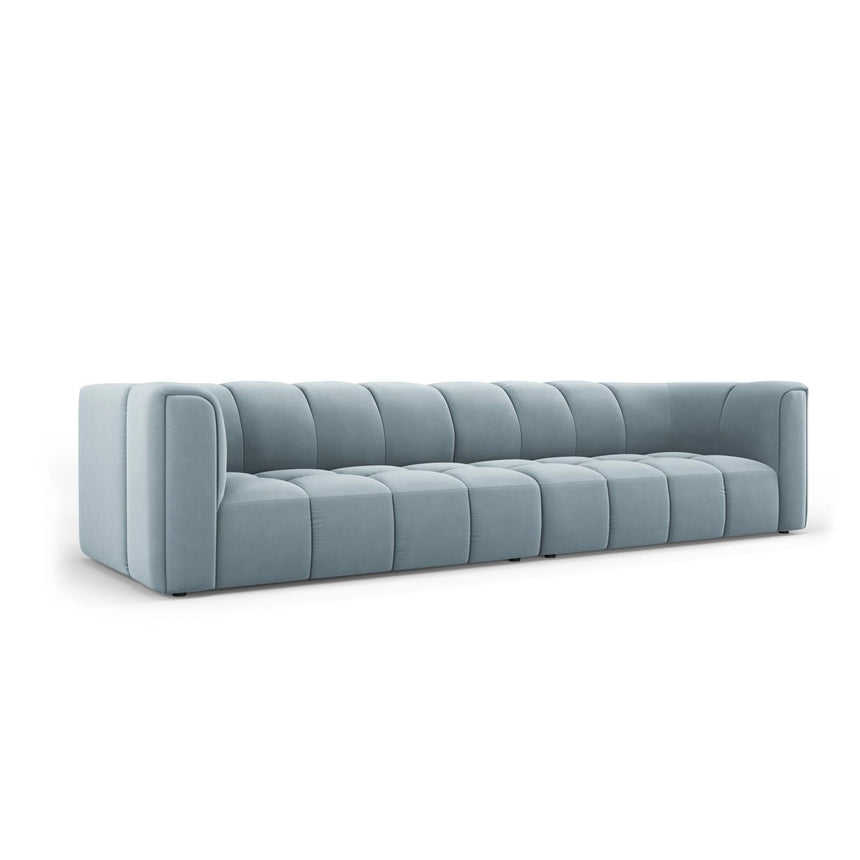 Moritz 4-Sitzer Sofa aus Samt in Hellblau (Bluvel 06), 286x96x70 cm von Cosmopolitan Design – Bild 2