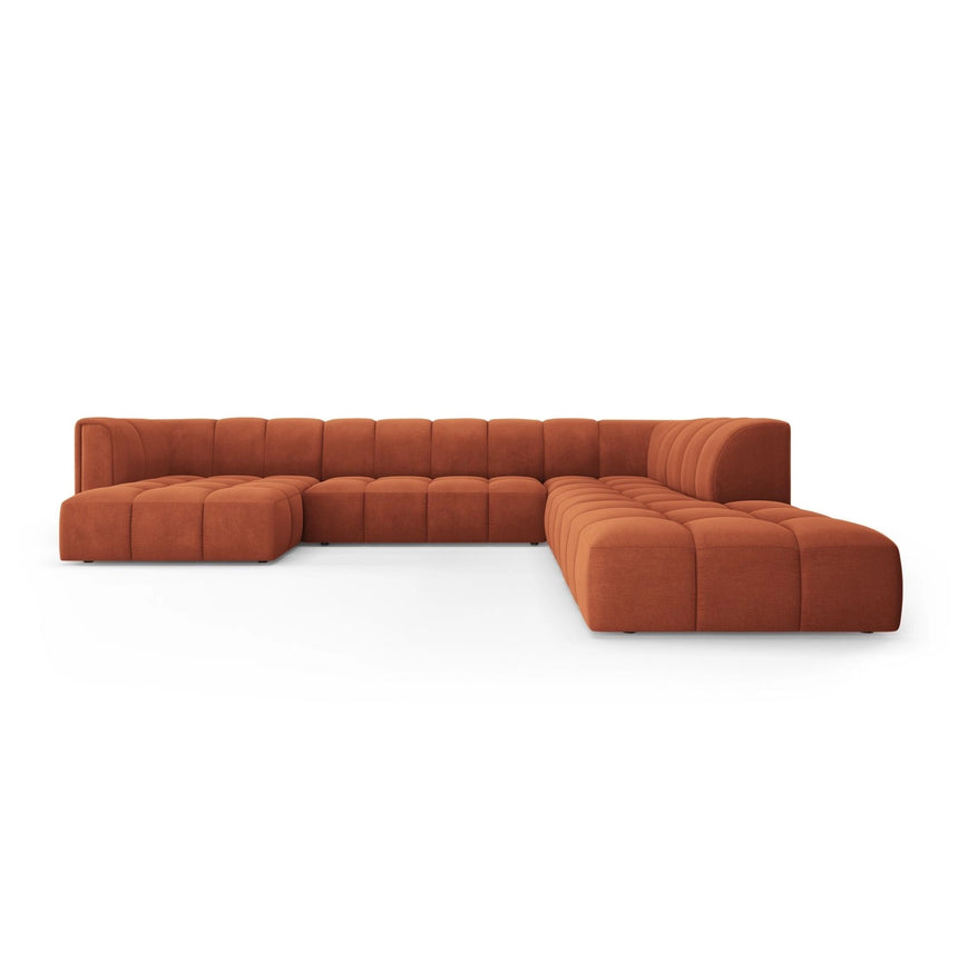 Moritz 7-Sitzer Panorama Ecksofa, Rechte Seite, aus Chenille in Orange (Rebel 20), Beine aus Schwarzes Plastik, 329x276x70 cm von Cosmopolitan Design – Bild 1
