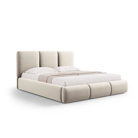 Nicolas Bett mit Kopfteil und Stauraum aus Samt in Leichtes Beige (Riviera 21), 180x200 cm von Cosmopolitan Design – Bild 1