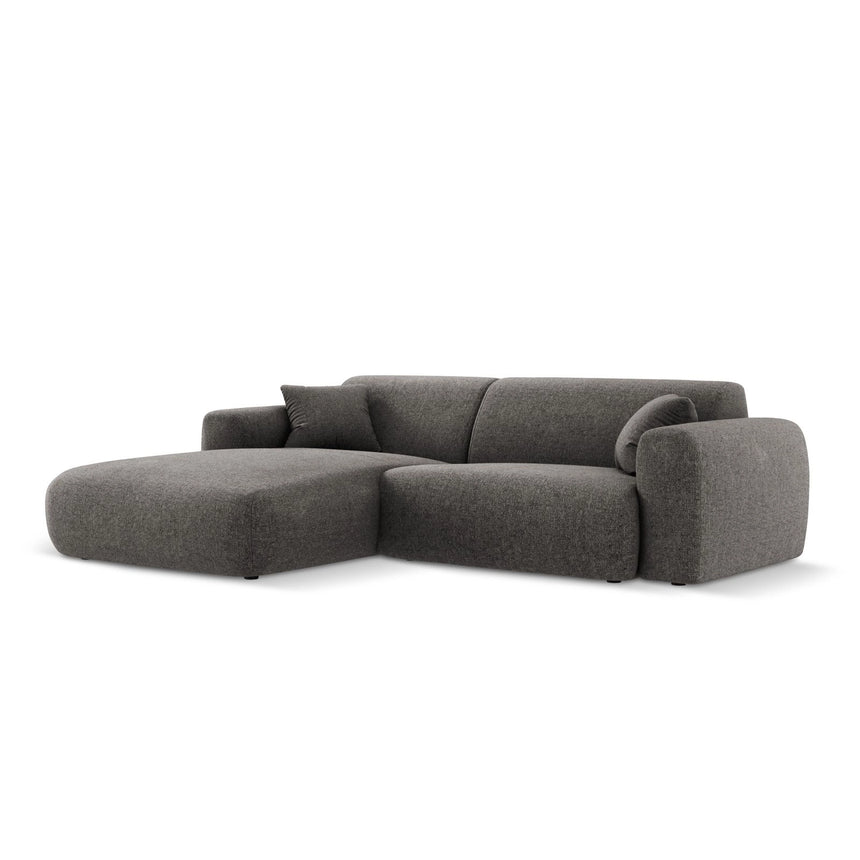 Nolio 4-Sitzer Ecksofa, Linke Seite, aus Chenille in Grau (Haga 16), 235x170x72 cm von Cosmopolitan Design – Bild 4