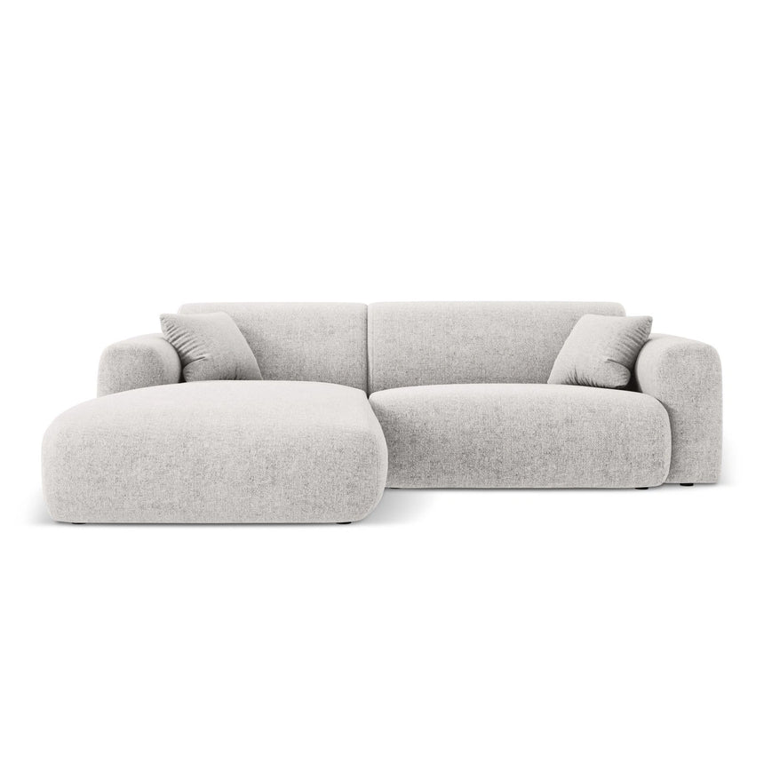 Nolio 4-Sitzer Ecksofa, Linke Seite, aus Chenille in Hellgrau (Haga 06), 235x170x72 cm von Cosmopolitan Design – Bild 1