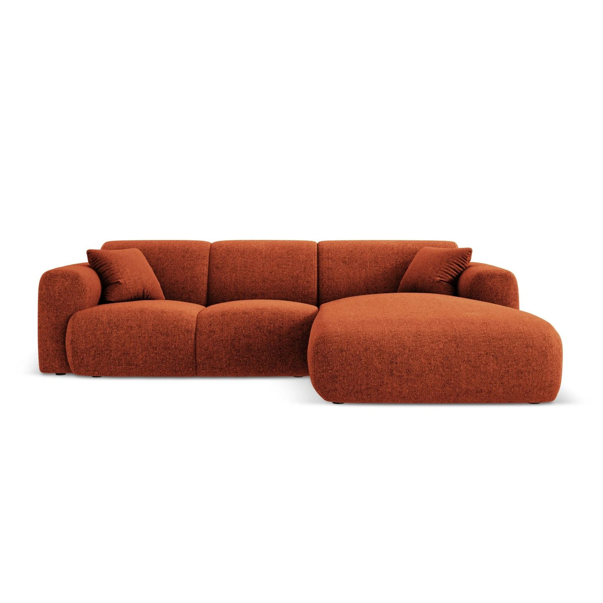 Nolio 4-Sitzer Ecksofa, Rechte Seite, aus Chenille in Terrakotta (Haga 44), 260x170x72 cm von Cosmopolitan Design – Bild 1