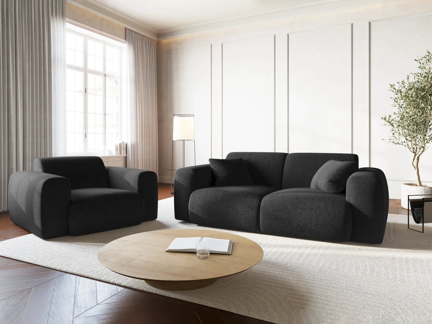Nolio Sessel aus Chenille in Schwarz (Haga 19), 105x95x72 cm von Cosmopolitan Design – Bild 2