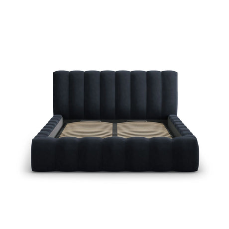 Palma Bett mit Kopfteil und Stauraum aus Samt in Dunkelblau (Bluvel 89), 200x200 cm von Cosmopolitan Design – Bild 2