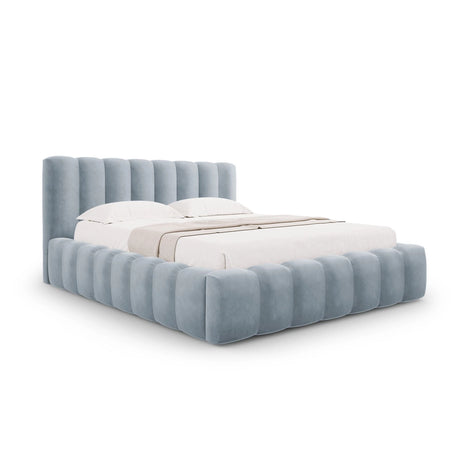 Palma Bett mit Kopfteil und Stauraum aus Samt in Hellblau (Bluvel 06), 180x200 cm von Cosmopolitan Design – Bild 1