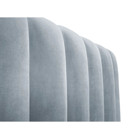 Palma Bett mit Kopfteil und Stauraum aus Samt in Hellblau (Bluvel 06), 180x200 cm von Cosmopolitan Design – Bild 5
