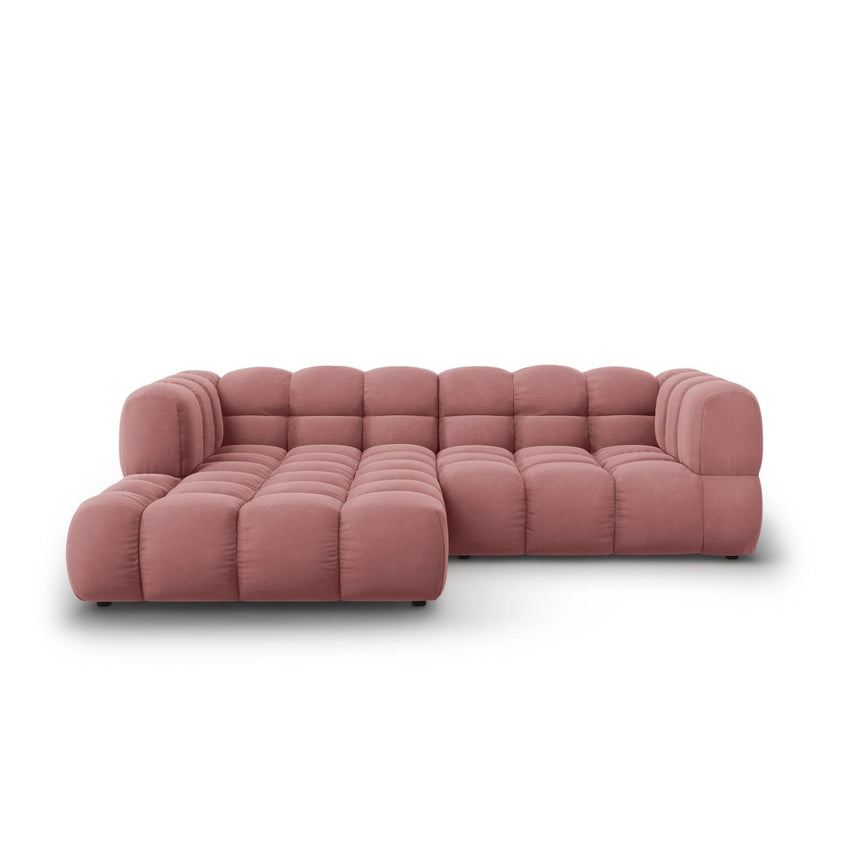 Sky 3-Sitzer Ecksofa, Linke Seite, aus Samt in Flamingo (Casino Salmon), 244x162x70 cm von Cosmopolitan Design – Bild 1