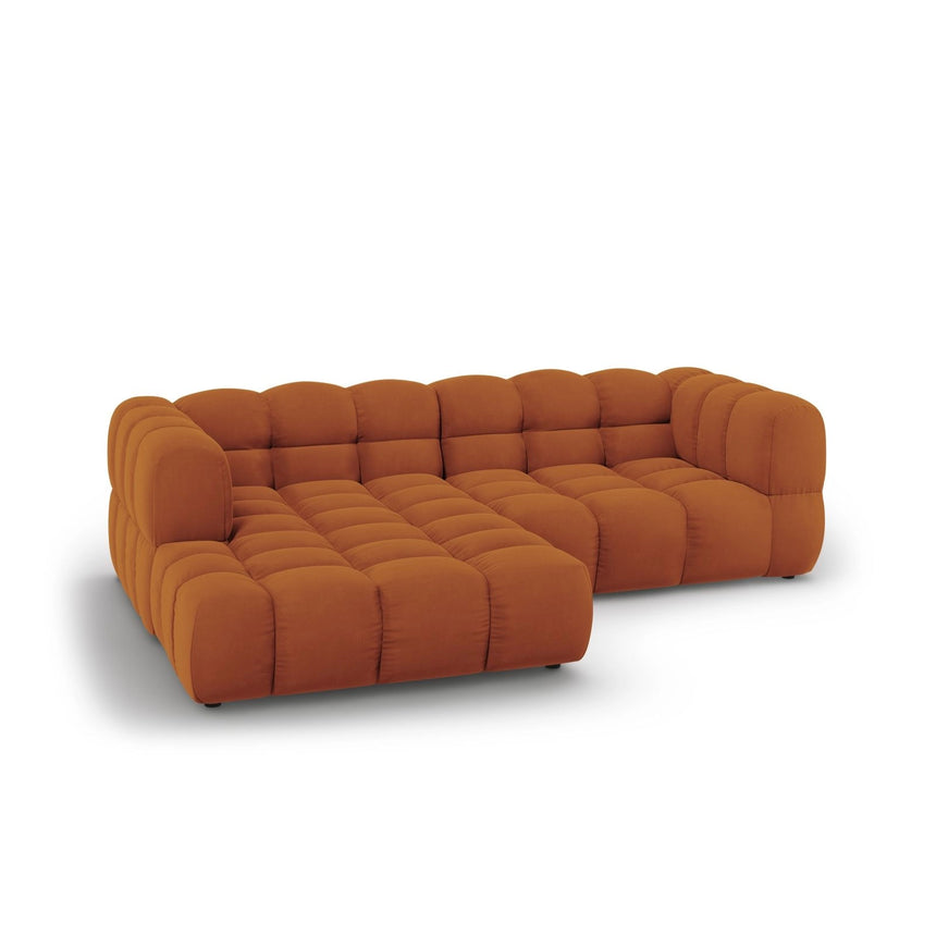 Sky 3-Sitzer Ecksofa, Linke Seite, aus Samt in Terrakotta (Casino Terracota), 244x162x70 cm von Cosmopolitan Design – Bild 4
