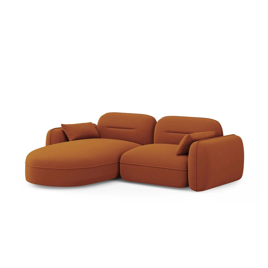Sydney 3-Sitzer Ecksofa, Linke Seite, aus Samt in Terrakotta (Casino Terracota), 230x165x70 cm von Cosmopolitan Design – Bild 4