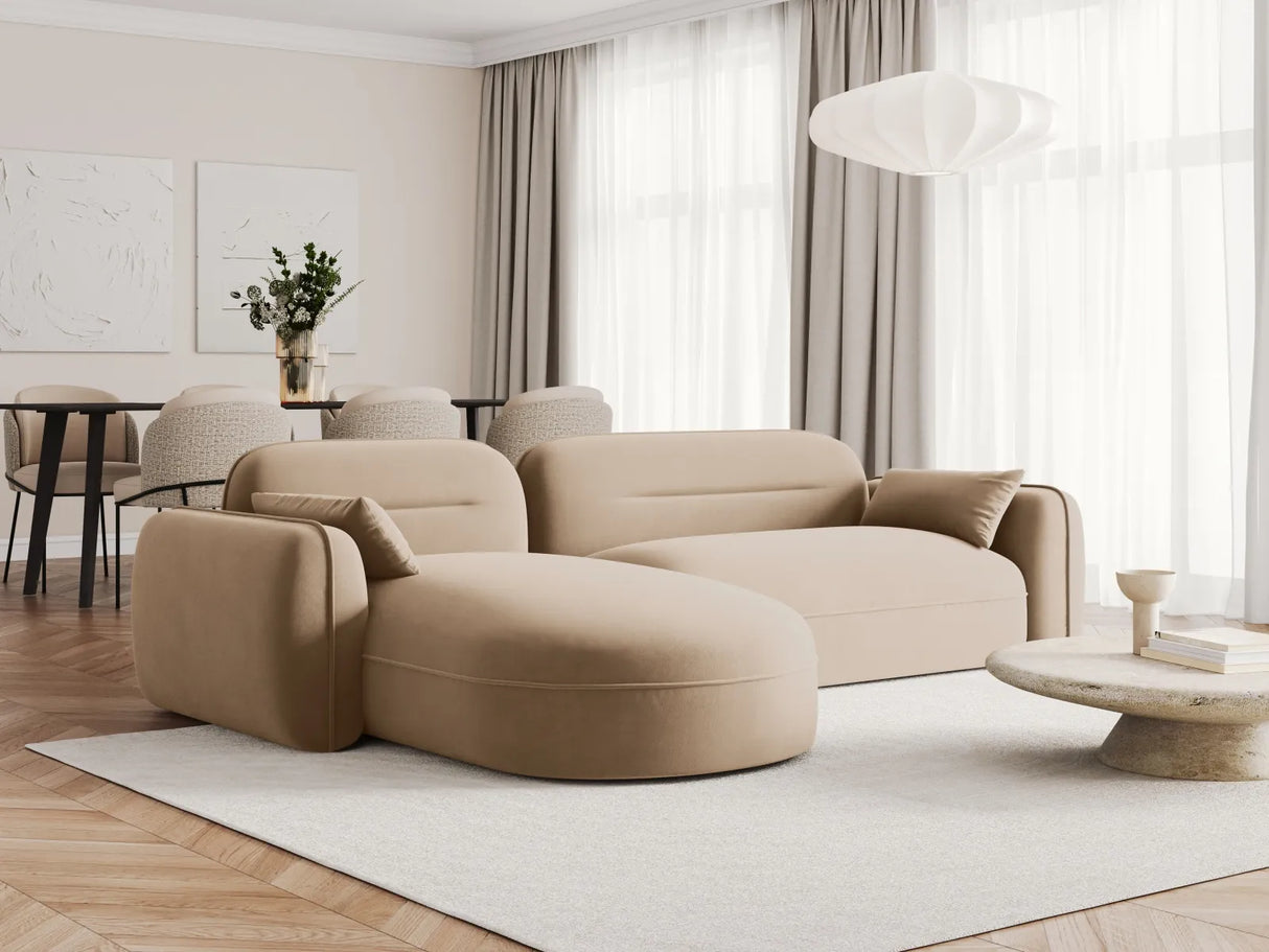 Sydney 4-Sitzer Ecksofa, Linke Seite, aus Samt in Sand (Casino Lion), 275x165x70 cm von Cosmopolitan Design – Bild 2