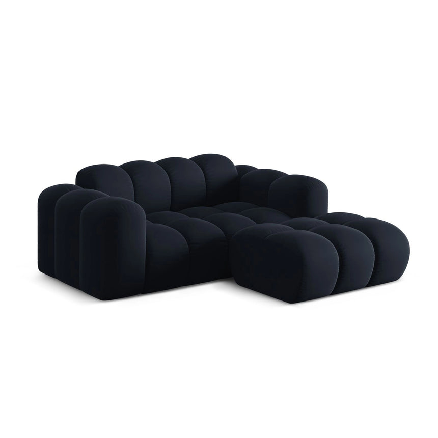 Treno 2-Sitzer Ecksofa, Rechte Seite, aus Samt in Dunkelblau (Bluvel 89), 180x164 cm von Cosmopolitan Design – Bild 4