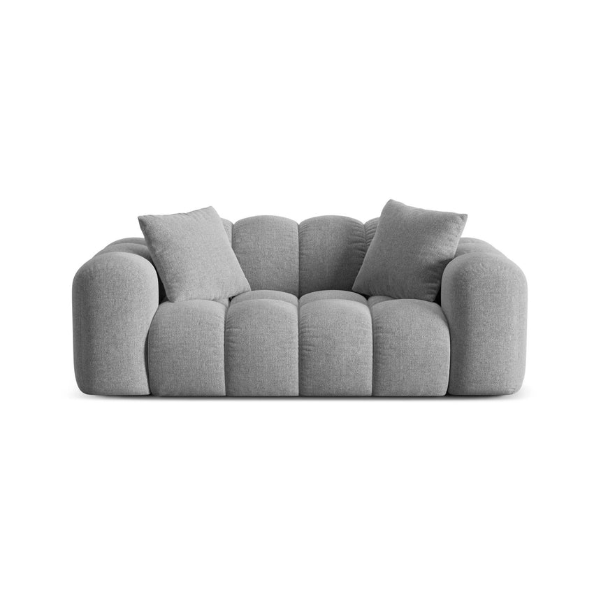 Treno 2-Sitzer Sofa aus Chenille in Hellgrau (Eden 18 Grey), 180x94 cm von Cosmopolitan Design – Bild 1