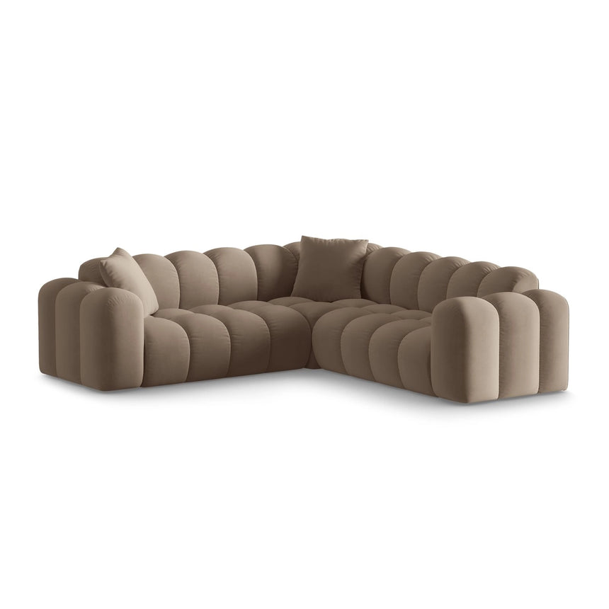 Treno 3-Sitzer Ecksofa, symmetrisch, aus Samt in Cappuccino (Bluvel 40), 240x240x70 cm von Cosmopolitan Design – Bild 3