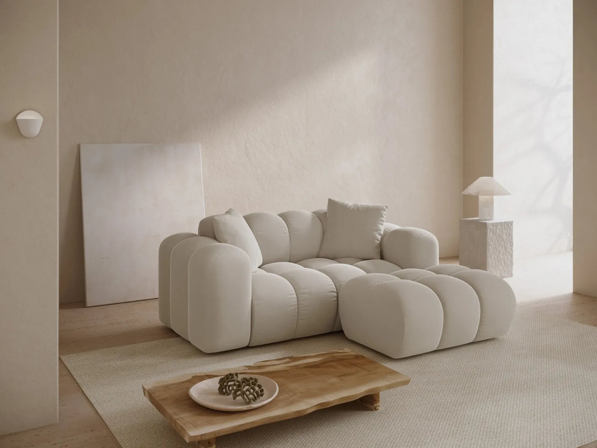 Treno Pouf aus Samt in Dunkelbeige (Bluvel 30), 90x70x42 cm von Cosmopolitan Design – Bild 2