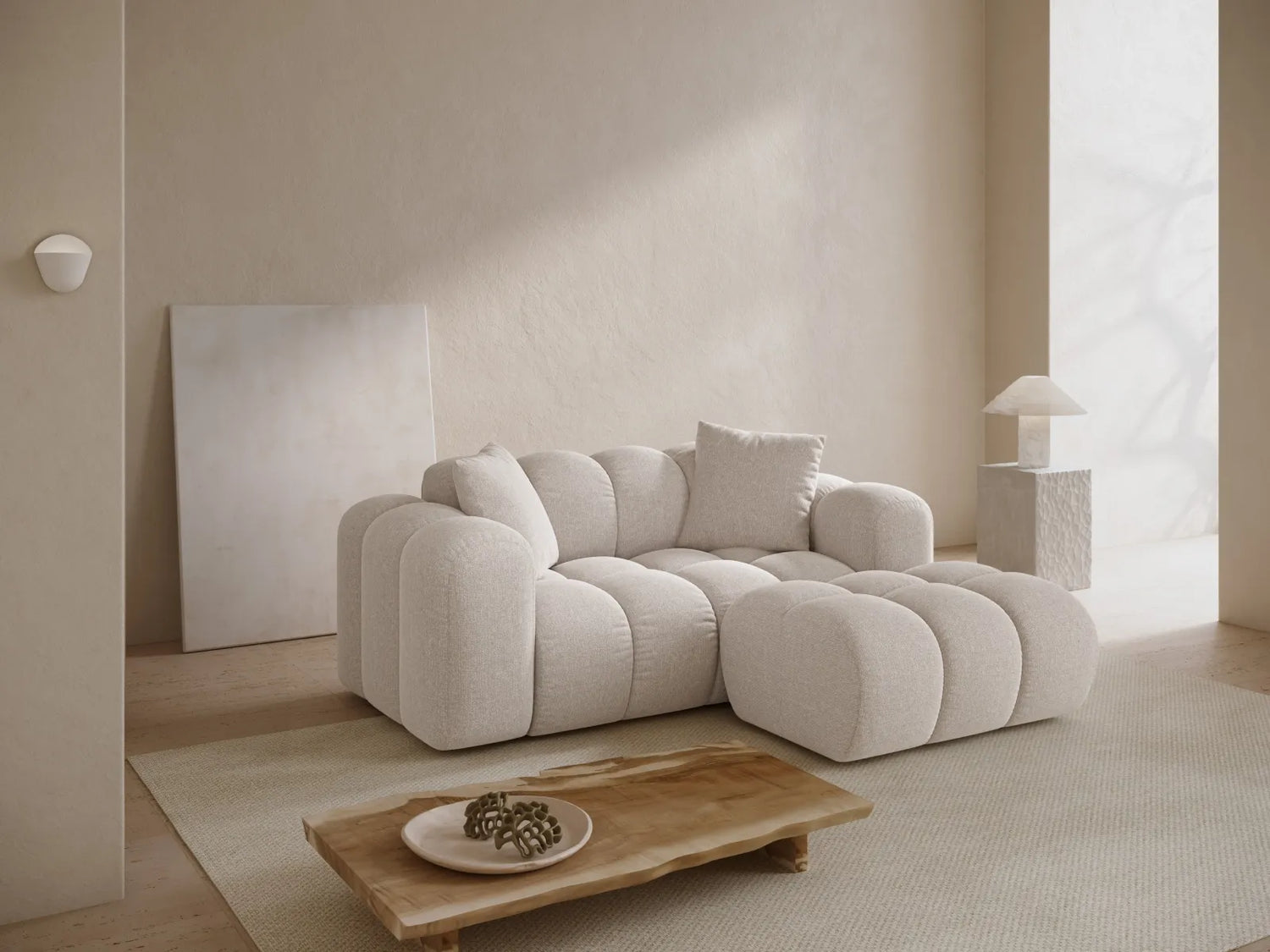 Treno Pouf aus Samt oder Chenille, 90x70x42 cm von Cosmopolitan Design – Bild 2