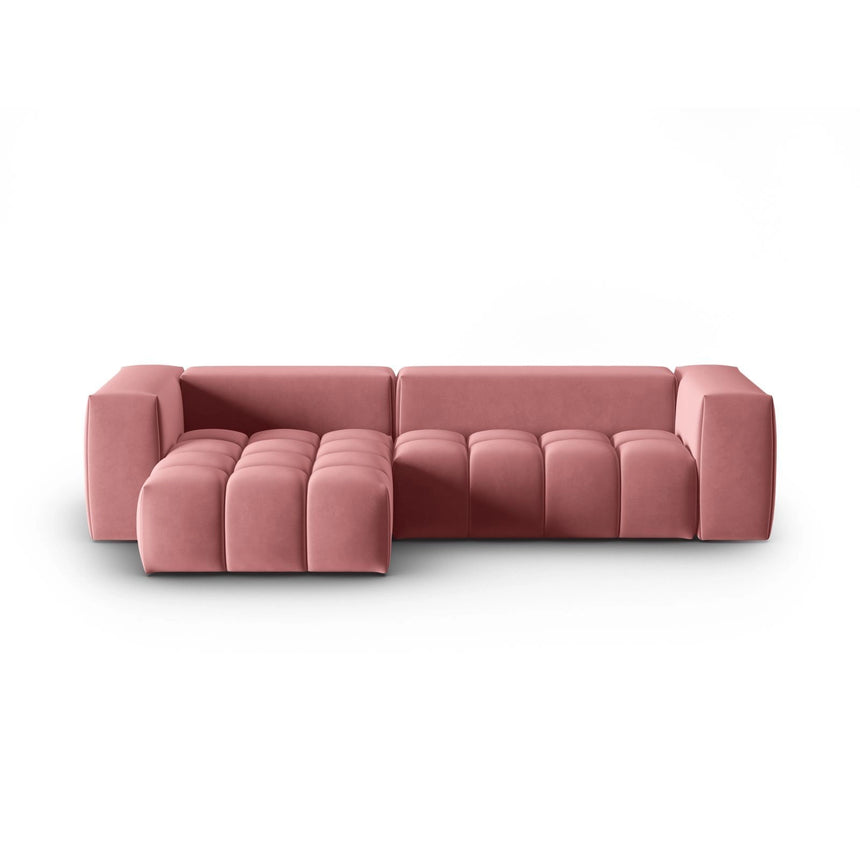 Verona 3-Sitzer Ecksofa, Linke Seite, aus Samt in Flamingo (Casino Salmon), 260x145 cm von Cosmopolitan Design – Bild 1
