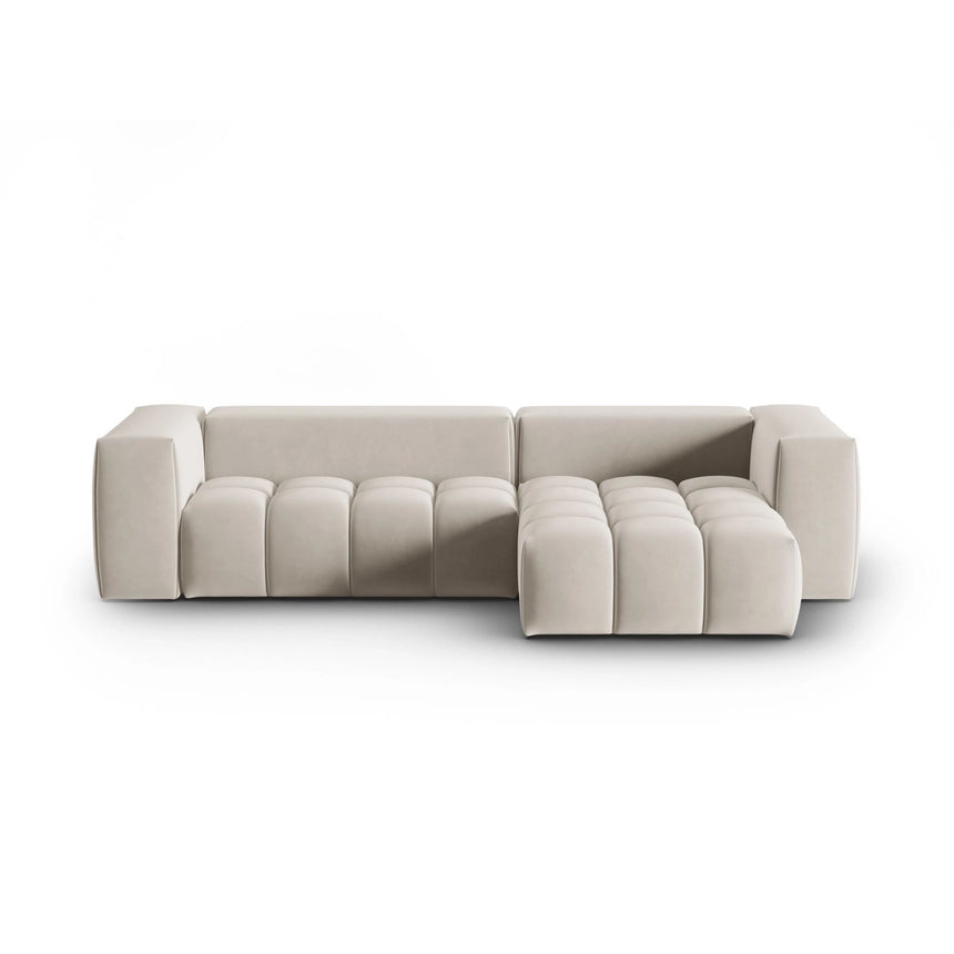 Verona 3-Sitzer Ecksofa, Rechte Seite, aus Samt oder Strukturstoff, 260x145 cm von Cosmopolitan Design – Bild 1
