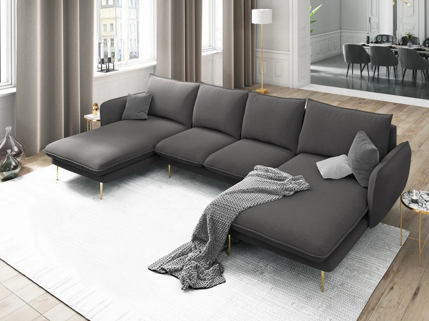 Vienna 6-Sitzer Panorama Sofa aus Strukturierter Stoff in Dunkelgrau (Positano 95), Beine in Goldmetall, 350x170x95 cm von Cosmopolitan Design – Bild 2