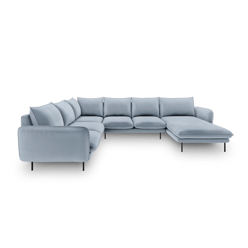 Vienna 7-Sitzer Panorama Ecksofa, Linke Seite, aus Samt in Hellblau (Bluvel 06), Beine aus Schwarzes Metall, 330x235x95 cm von Cosmopolitan Design – Bild 3
