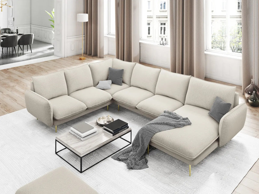Vienna 7-Sitzer Panorama Ecksofa, Linke Seite, aus Strukturierter Stoff in Hellbeige (Positano 02), Beine aus Goldmetall, 330x235x95 cm von Cosmopolitan Design – Bild 2