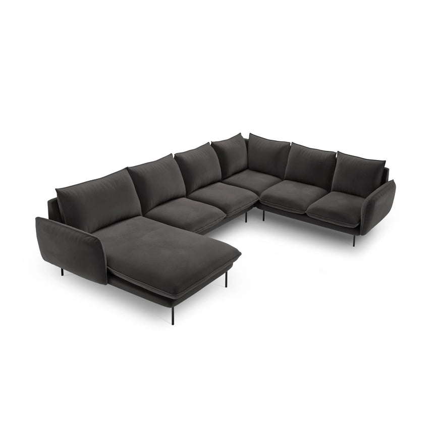 Vienna 7-Sitzer Panorama Ecksofa, Rechte Seite, aus Samt in Dunkelgrau (Bluvel 18), Beine aus Schwarzes Metall, 330x235x95 cm von Cosmopolitan Design – Bild 1
