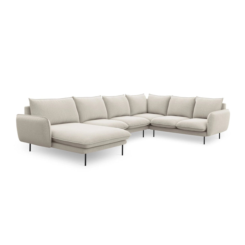 Vienna 7-Sitzer Panorama Ecksofa, Rechte Seite, aus Strukturierter Stoff in Hellbeige (Positano 02), Beine aus Schwarzes Metall, 330x235x95 cm von Cosmopolitan Design – Bild 5