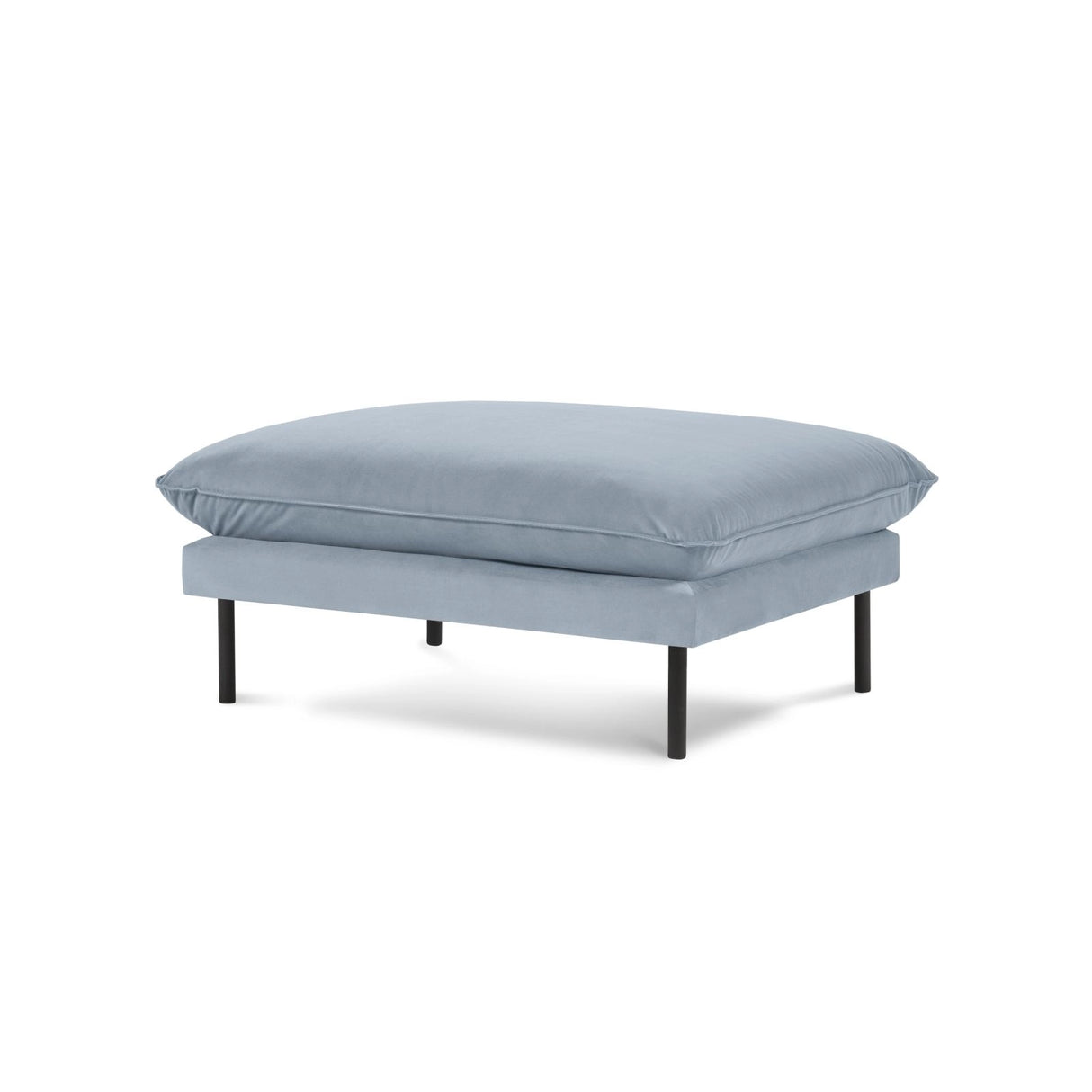 Vienna Pouf aus Samt in Hellblau (Bluvel 06), 93x73x43 cm von Cosmopolitan Design – Bild 1