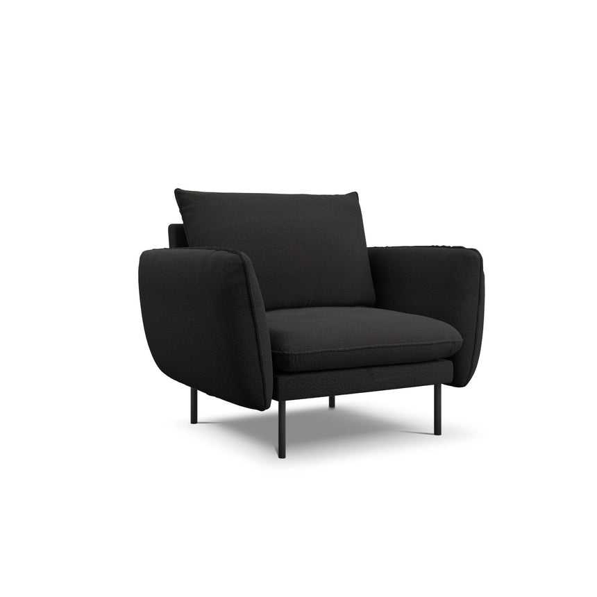 Vienna Sessel aus Boucle in Schwarz (Ascot Black), 97x94x95 cm von Cosmopolitan Design – Bild 1