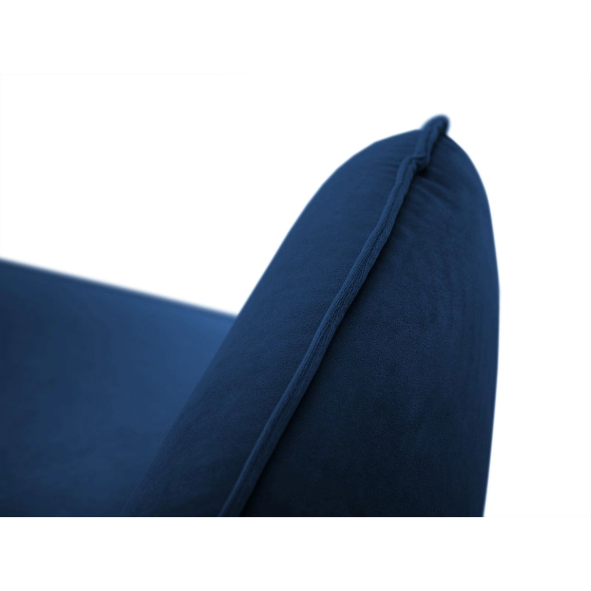 Vienna Sessel aus Samt in Königsblau (Bluvel 86), 97x94x95 cm von Cosmopolitan Design – Bild 4