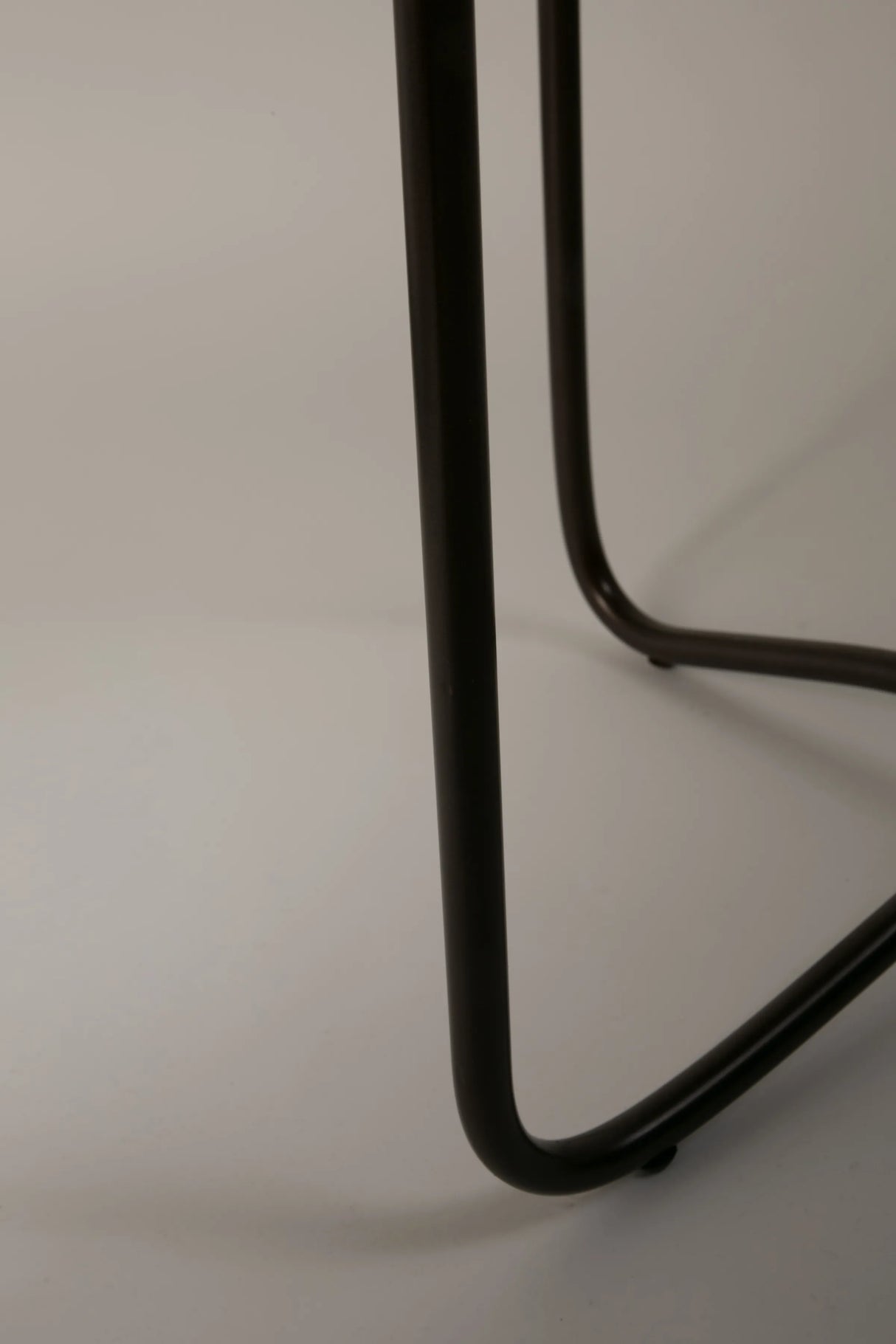 Emerald Beistelltisch 41x41x55 cm von Dutchbone – Produktbild 4