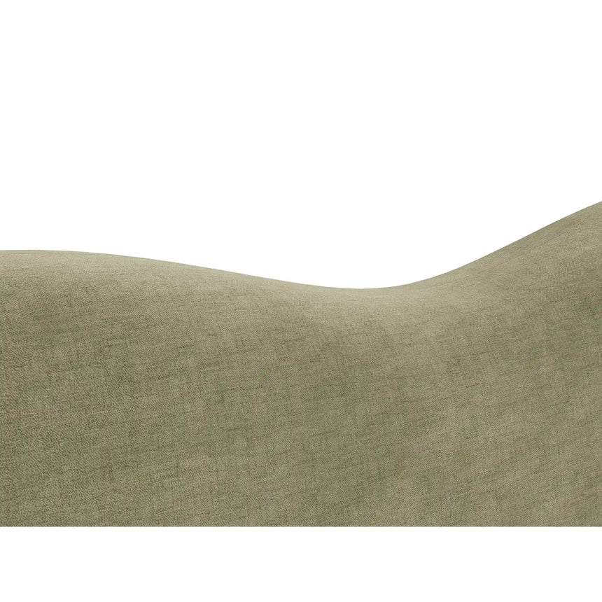 Amalfi Polsterbett mit Bettkasten und Kopfteil aus Chenille in Hellolive (Golden 31), 140x200 cm von Ferrani Interiors – Bild 7