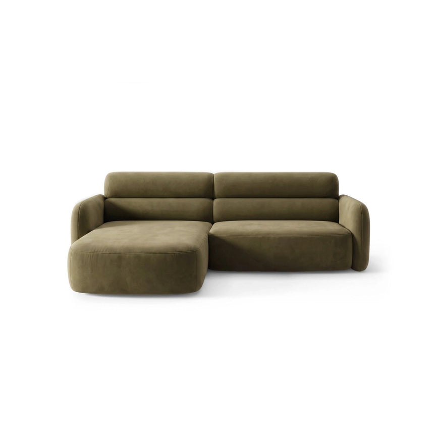 Carrara 3-Sitzer Ecksofa links aus Samt in Grün (Bluvel 77), 219x165 cm von Ferrani Interiors – Bild 1