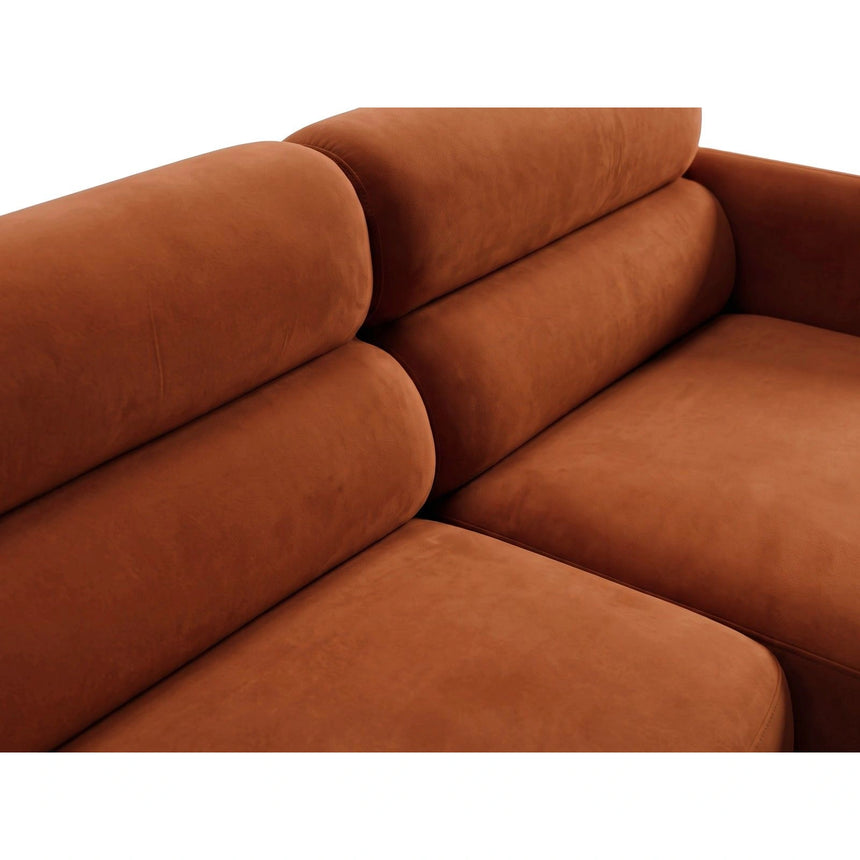 Carrara 3-Sitzer Ecksofa rechts aus Samt in Terrakotta (Bluvel 4215), 219x165 cm von Ferrani Interiors – Bild 6