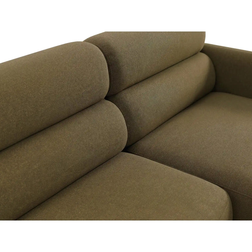 Carrara 3-Sitzer Ecksofa rechts aus Strukturstoff in Oliv (Scott Moss), 219x165 cm von Ferrani Interiors – Bild 6