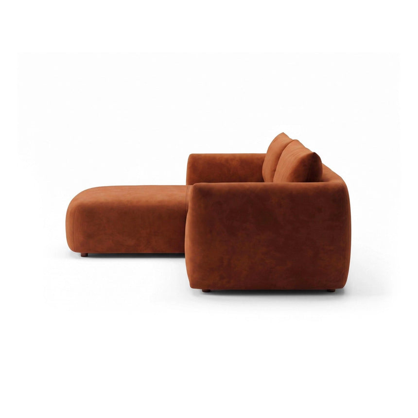 Moso 3-Sitzer Ecksofa links aus Samt in Terrakotta (Bluvel 4215), 208x155 cm von Ferrani Interiors – Bild 5