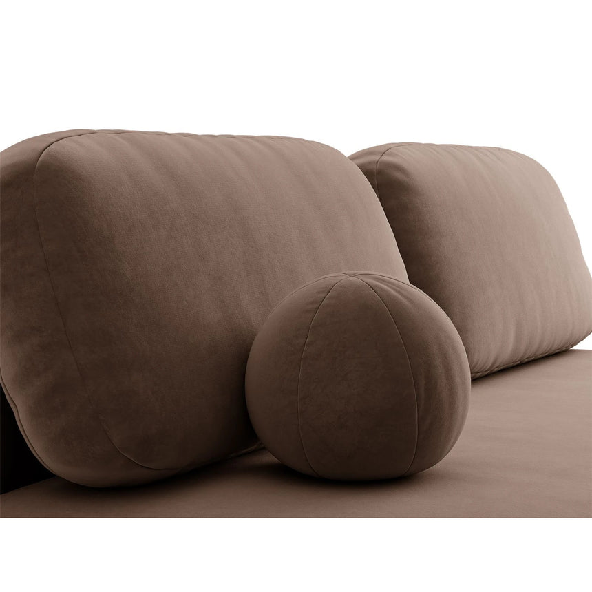 Ravello 3-Sitzer Sofa mit Schlaffunktion, ausklappbar, aus Samt in Schokobraun (Salvador 4), 202x110 cm von Ferrani Interiors – Bild 7