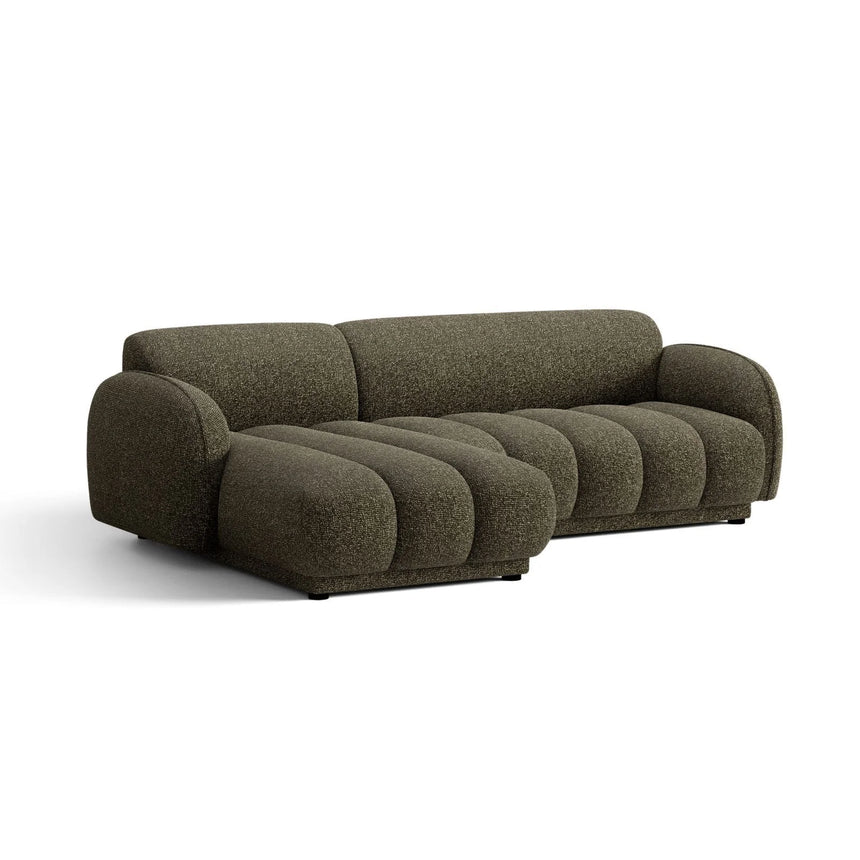 Treviso 3-Sitzer Ecksofa links aus Bouclé in Amazonasgrün (Miles Forest), 244x148 cm von Ferrani Interiors – Bild 4