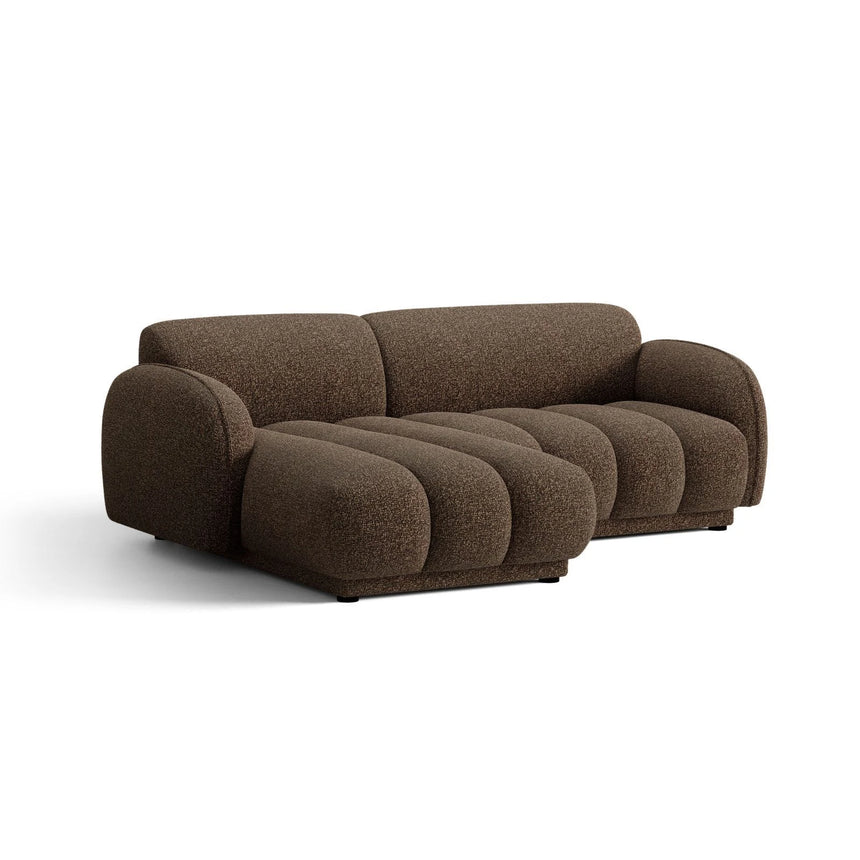 Treviso 3-Sitzer Ecksofa links aus Bouclé in Braun (Miles Chocolate), 216x148 cm von Ferrani Interiors – Bild 4