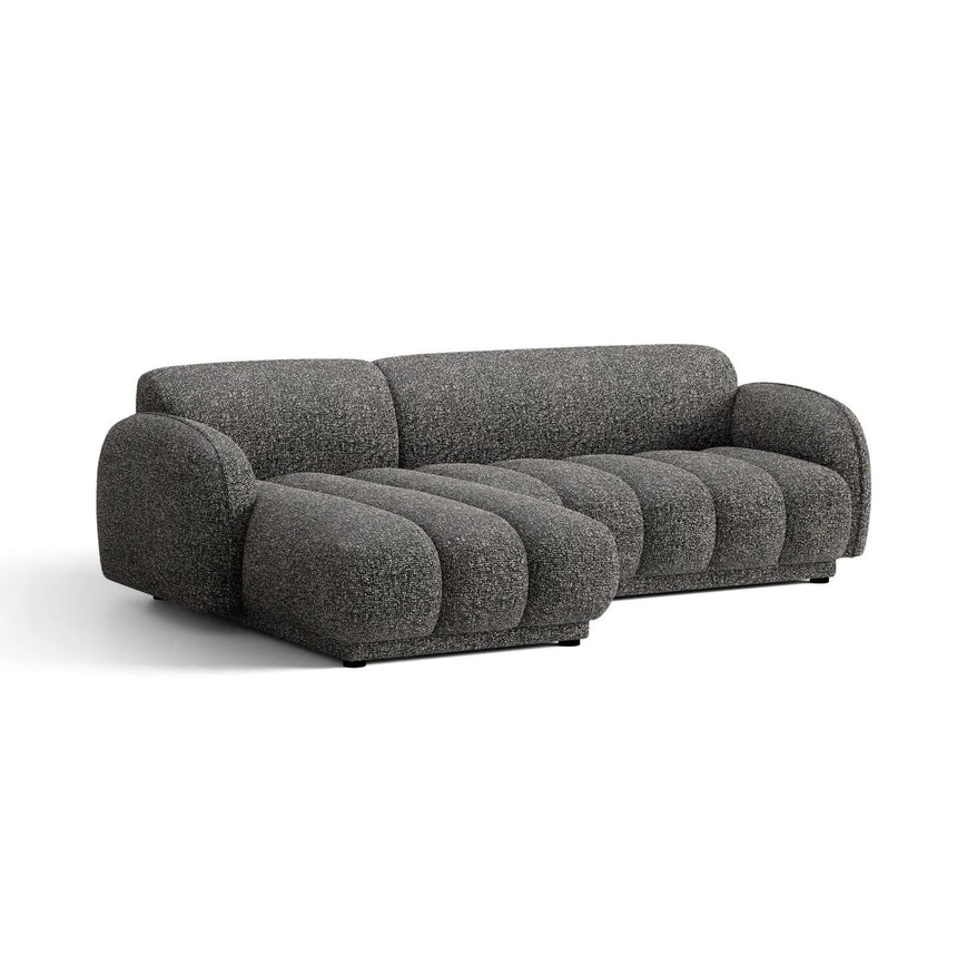 Treviso 3-Sitzer Ecksofa links aus Bouclé in Dunkelgrau meliert (Miles Charcoal), 244x148 cm von Ferrani Interiors – Bild 4