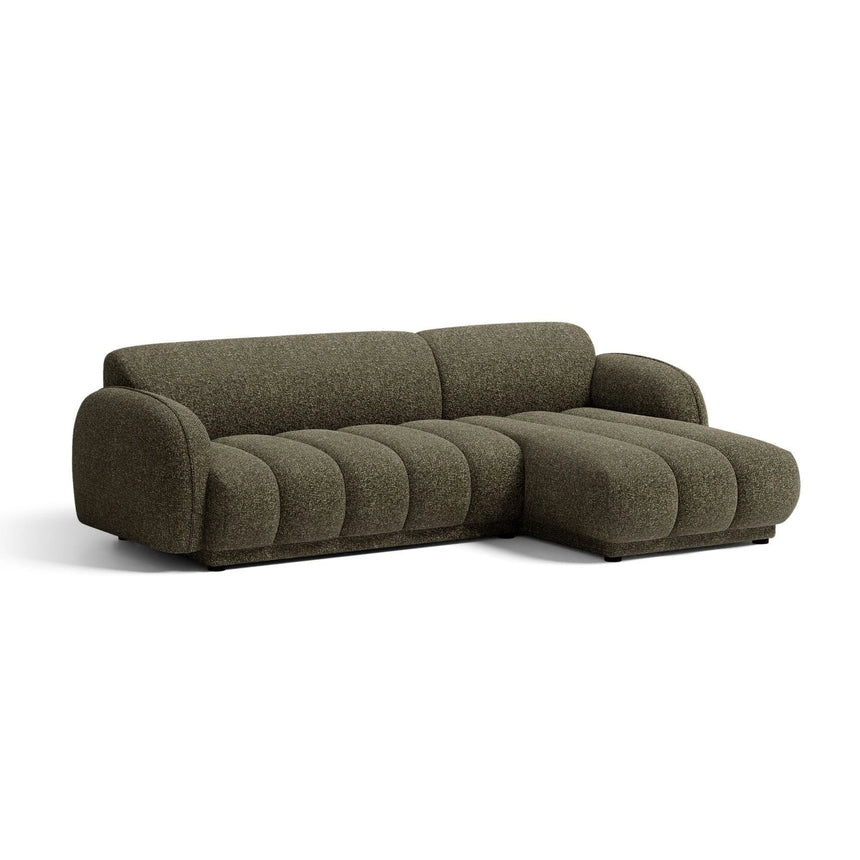 Treviso 3-Sitzer Ecksofa rechts aus Bouclé in Amazonasgrün (Miles Forest), 244x148 cm von Ferrani Interiors – Bild 3